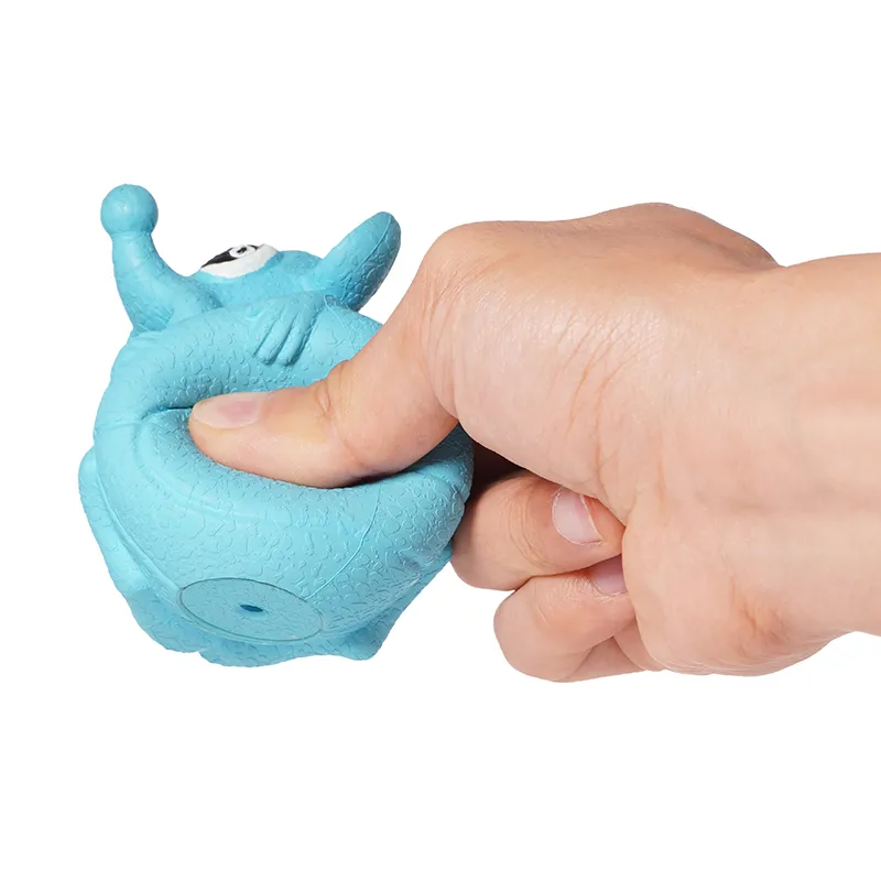 Süße Maus quietschende Hundespielzeuge