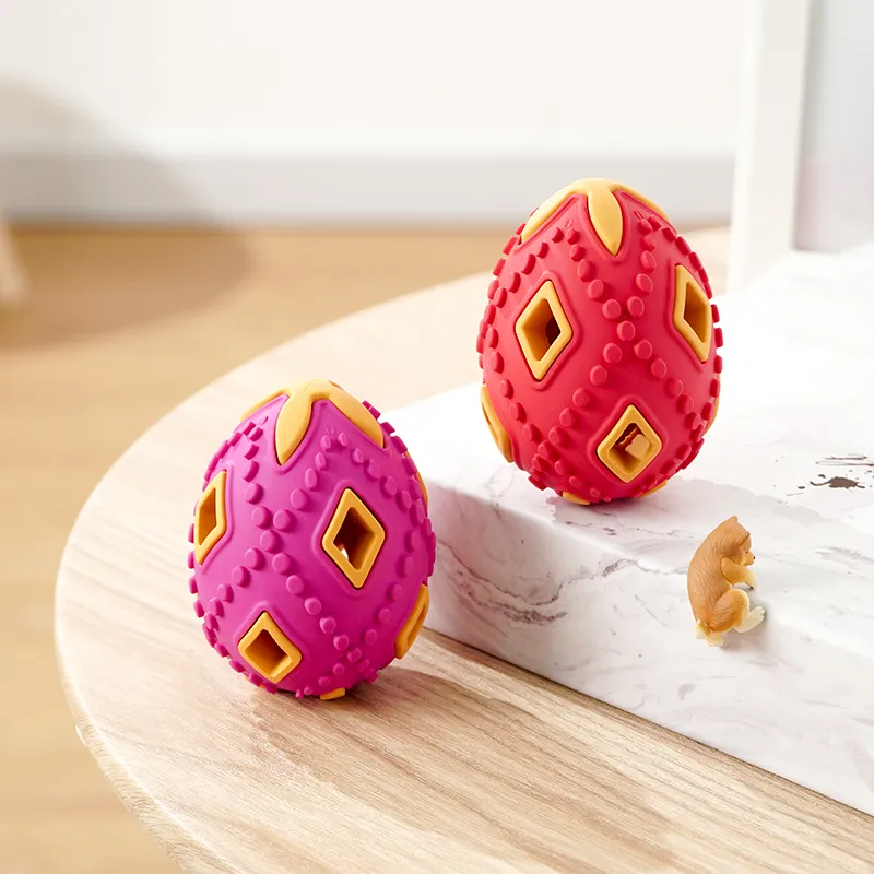 Hollow out leaky pet toy